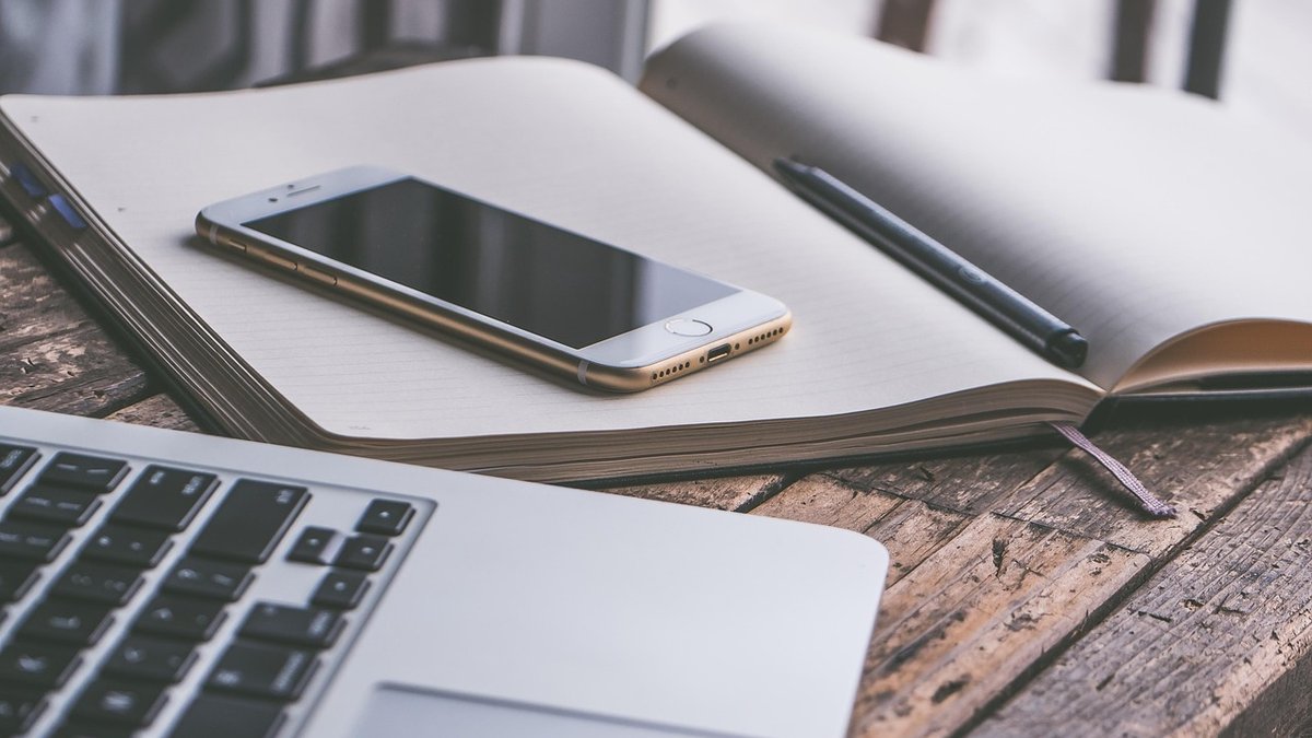 Comparing VoIP and Landline Call Quality at Home