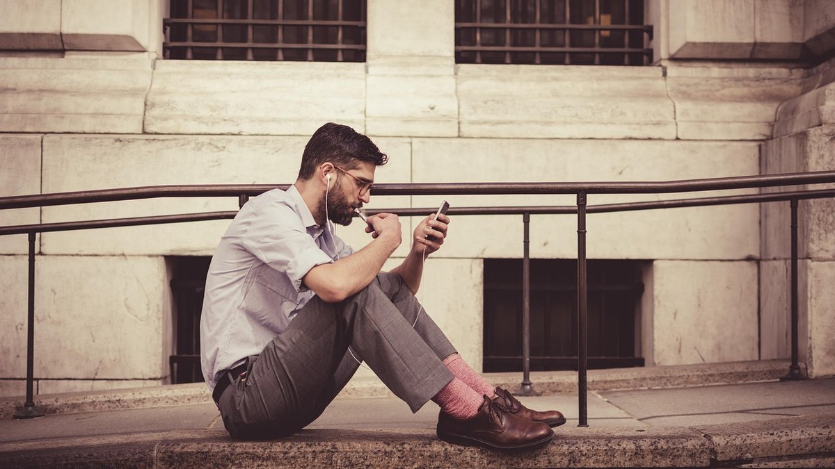 Maintaining Battery Life in Cordless Telephone Handsets